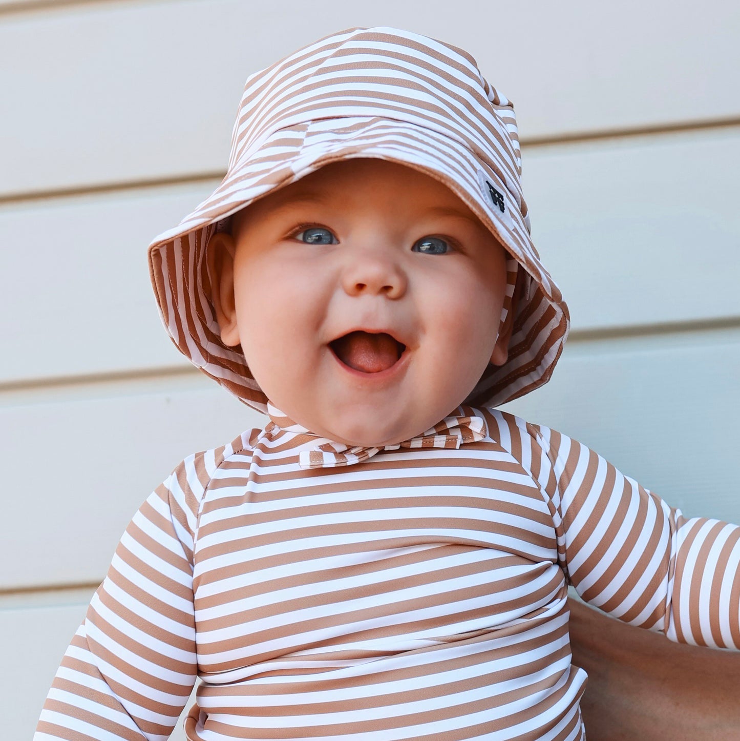 Swimwear - Bucket Hat - UPF50+ - Striped - Petit Filippe